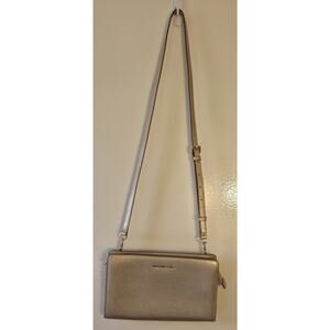 Michael Michael Kors Jet Set Travel Purse Crossbody Converts Clutch Pale Gold